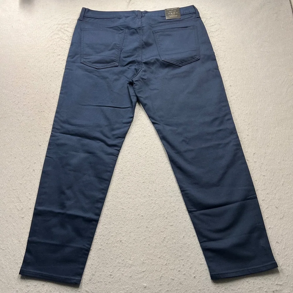 Banana Republic Travel Jean Mens 36x30 Navy Blue Athletic Fit Tapered Leg NWT